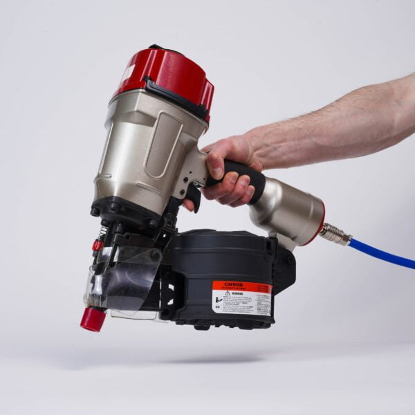 Professionele en krachtige tacker voor coilspijkers van 65 tot 90 mm